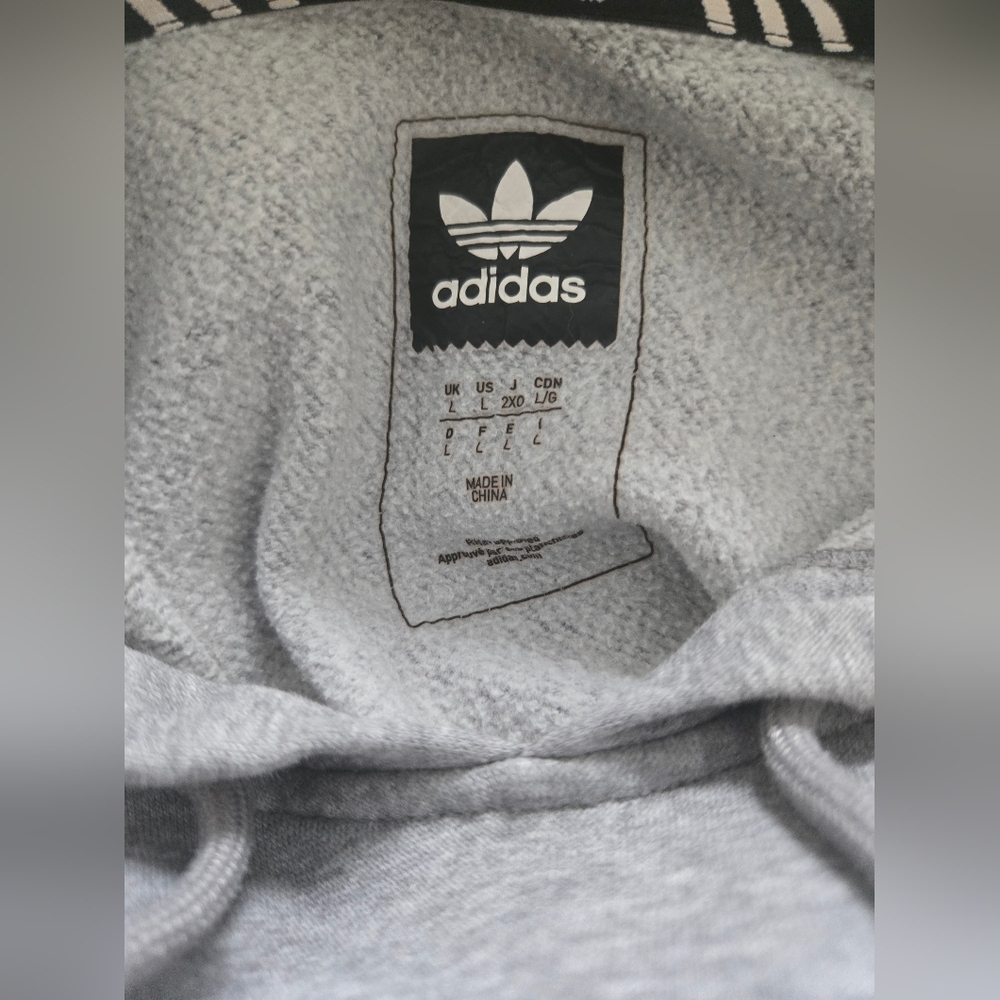 Mens Adidas Hoodie (LARGE) - Picture 4 of 4